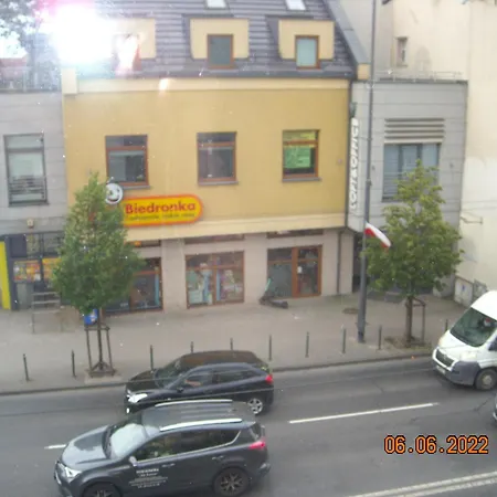 Samodzielny 2 Osobowy 公寓 *