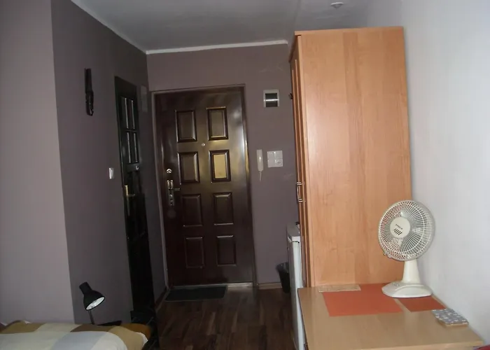 Samodzielny 2 Osobowy Апартаменты *